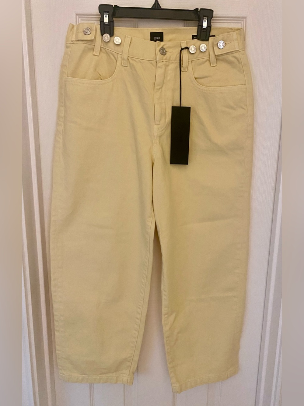 Edwin Pale Yellow Cropped Ankle Jeans